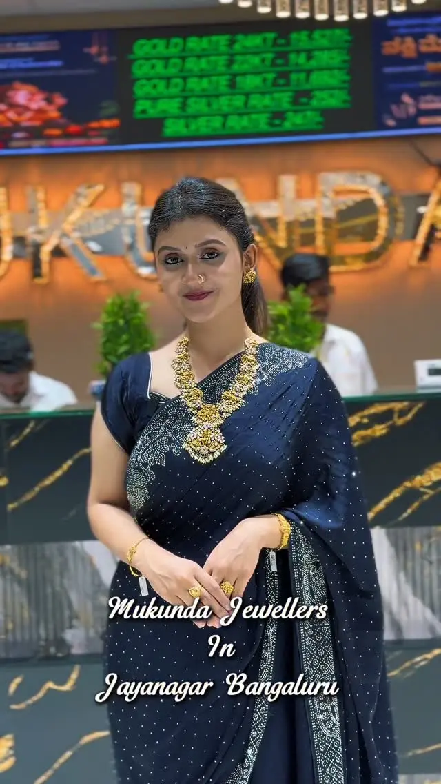 Jewellery outlet celebration and historic offers